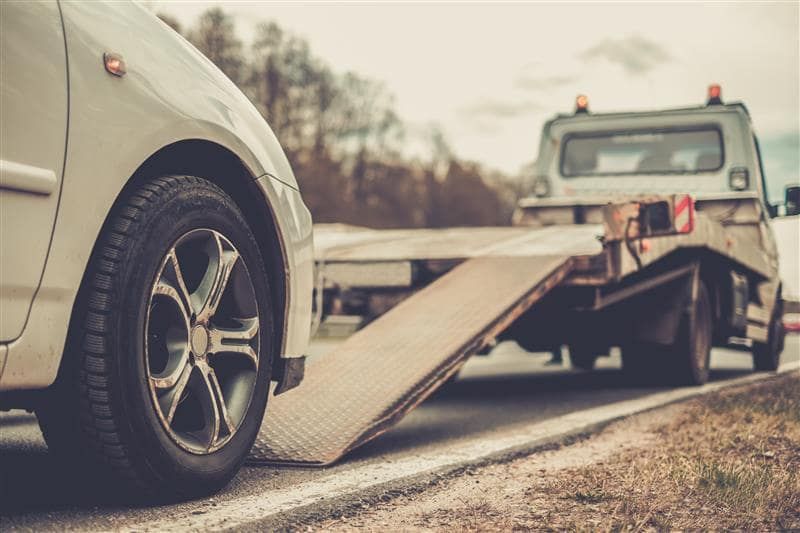 Artems Towing tow truck - 24/7 towing in Auburn, WA